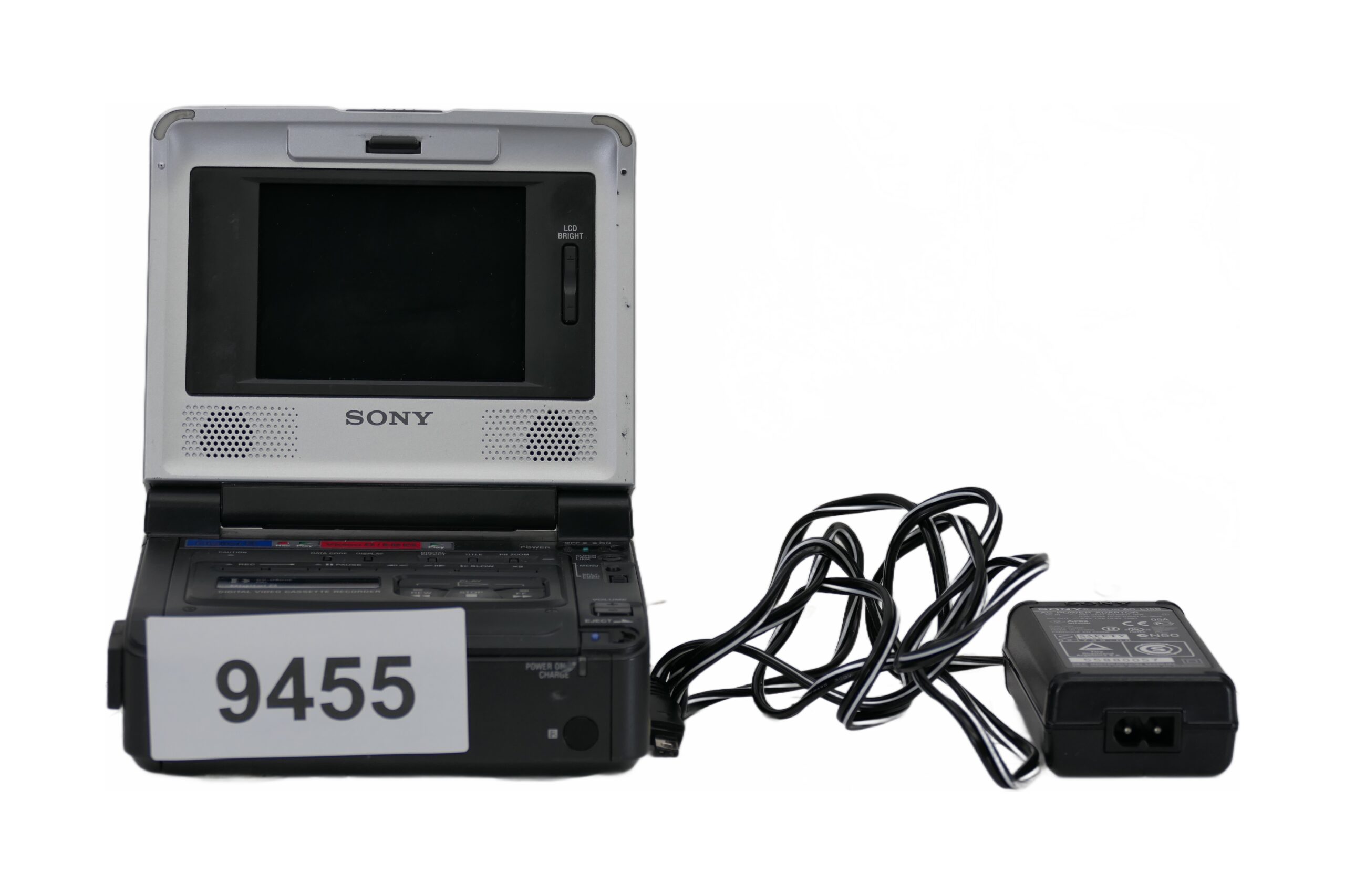 Sony GV-D800 | Portable Digital8 Recorder / Video8 & Hi8 Player